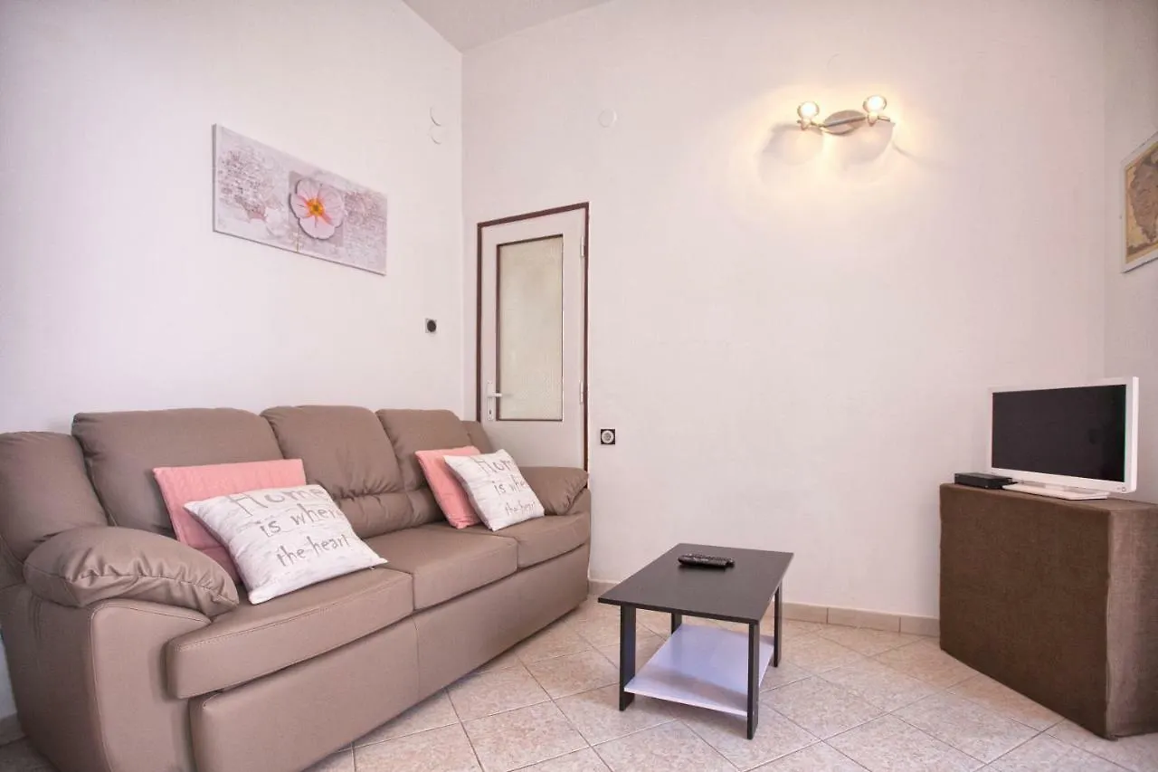 Apartment Rosy Pula Croatia