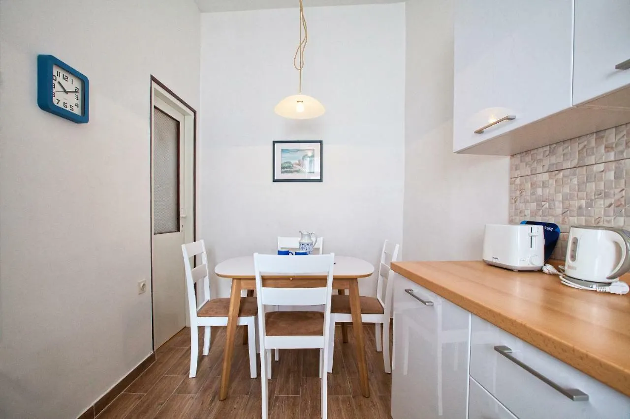 Apartment Rosy Pula